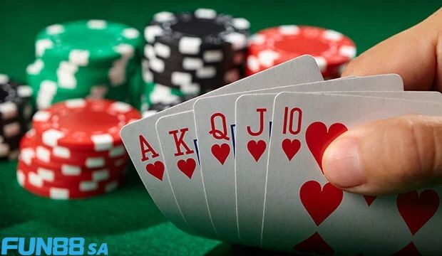 Tại Việt Nam, Poker chính là trò chơi thu hút được không ít cược thủ